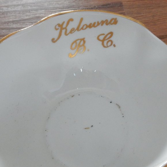 china cream & sugar - Picture 2 of 4